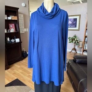 Lisa Rinna Collection blue long sleeves cowl neck lightweight sweater-size M